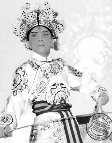 周仲博在京剧《连环套》中饰演的黄天霸。