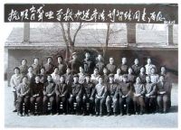 1980긧˳äѧУӰ
